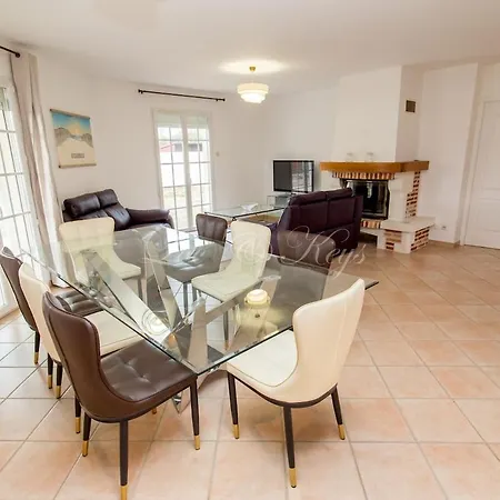 Vakantiehuis Maison Freezia - Close To Latecoere *